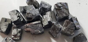 100 gm Surma ITHMID Kohl Pure Stone حجر الأثمد الطبيعي سرمه - Picture 1 of 3