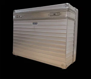 Rimowa Topas Silver Pilot Case - Picture 1 of 20