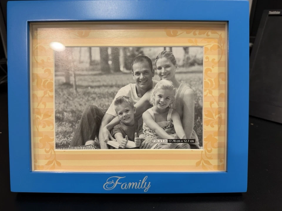 Marco de fotos de papiro azul para fotos de 5x7 Foto 1 de 3