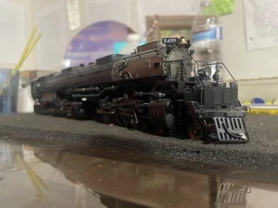 Athearn Genesis HO Train Union Pacific Big Boy Steam Locomotive w/DCC & Sound - Image 1 of 4