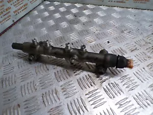 BFD067995 NISSAN NAVARA D40 DPF 2.5 E5 FUEL RAIL - Picture 1 of 2