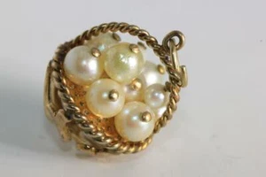 VINTAGE 14K GOLD 3D PEARLS BASKET CHARM Bracelet PENDANT FLOWERS 14karat Yellow - Picture 1 of 1
