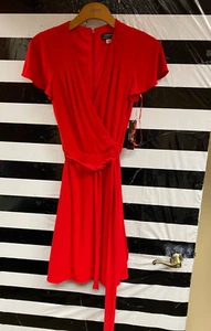 Women NWT "Tahari" red dress with short sleeves matching belt. V-neck Size 2. - Picture 1 of 2