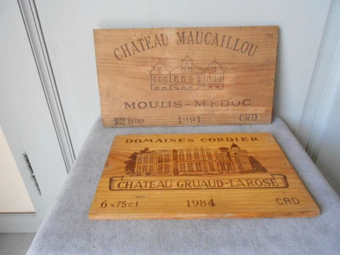 2 VINTAGE FRENCH WOOD Chateau  Plaques signs Cover