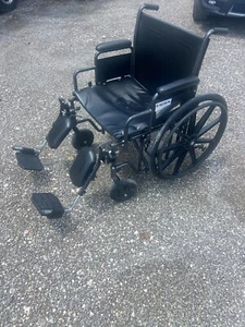 Bariatric Extra Wide Deluxe Wheelchair up to 350 lbs. / Reinforced Frame - Picture 1 of 4