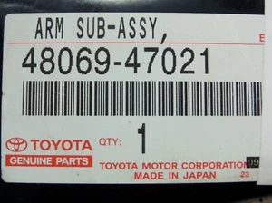 Genuine Toyota Prius (01-03) Front Suspension Lower Control Arm Left 48069-47021 - Picture 1 of 1