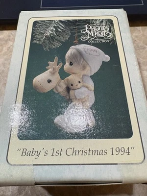 Precious Moments - Baby boys or girl First Christmas 1994 - Ornament - New!!