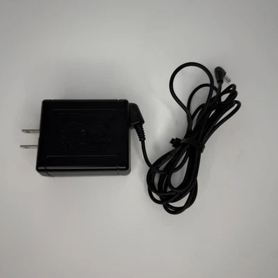 Genuine Original JVC AP-V10U Camcorder AC Power Supply Adapter Charger 11V - Image 1 of 3