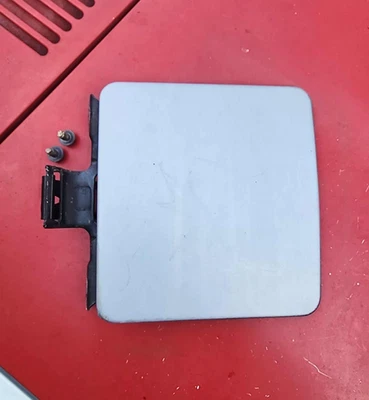 Blazer Chevy S10 S15 1982-93 GMC Sonoma Jimmy OEM puerta de gasolina puerta de combustible gris claro Foto 1 de 4