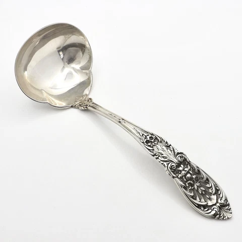 Antique Richelieu International Silver Solid Gravy Ladle Sterling Mint 73gr Cover