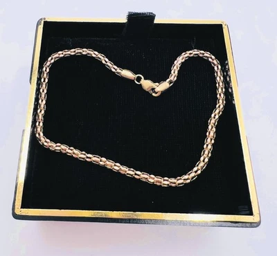 Brazalete de cadena de caja de oro amarillo de 9 quilates con cierre de oro de 14k marcado 375 Italia 2 gramos Foto 1 de 4