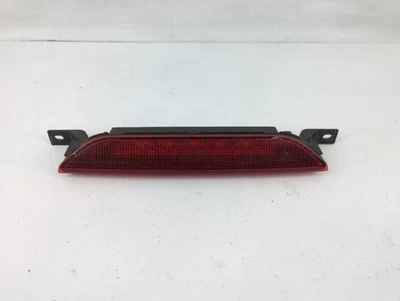 Jeep Compass 2010 tercera luz de freno luz trasera GV05V Foto 1 de 4