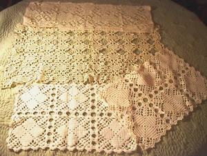 4 TAPETES DE GANCHILLO RECTANGULARES HECHOS A MANO DE COLECCIÓN - CREMA Y BLANCO - PECHO, MESA - Imagen 1 de 10