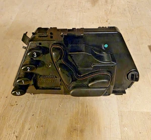 2000 - 2006 Mercedes S430 S500 Left front seat control switch OEM 220 821 33 58 - Picture 1 of 4