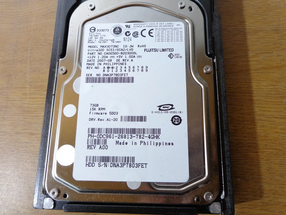 DELL 0DC961 73GB SCSI 80PIN 15000RPM 3.5'' MAX3073NC - Image 1 of 1