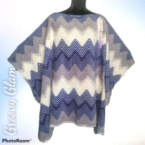 GROOVY GLAM Blue Zigzag Handmade Plush Poncho - Picture 1 of 3