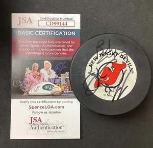 Scott Stevens/Etc Signedx3 '95 Stanley Cup Puck JSA w/COA New Jersey Devils NHL! - Picture 1 of 4