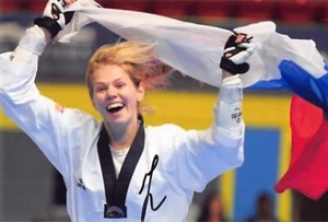 Tatiana Minina - RUS - Olympia 2020 - Taekwondo - SILBER- Foto sig. (1) - Bild 1 von 1