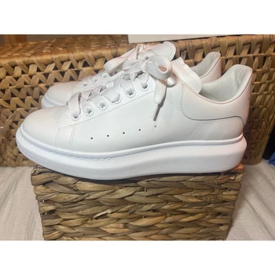 Alexander McQueen 男式超大运动鞋 - EU 43 / US 10 — 第 1/4 张图片