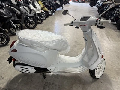 2023 Vespa Sprint 150 Justin Bieber X Vespa - Image 1 of 4