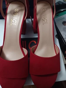 Rouge Helium Shoes Women's Wedge Heels Size 11 Strikeout Red - Picture 1 of 9