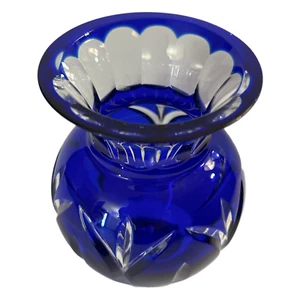 Fifth Avenue Crystal Cobalt Blue Cut to Clear Crystal Vase 4.5" Tall - Vintage - Picture 1 of 6