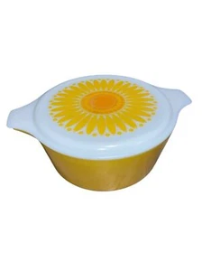 pyrex sunflower 2.5 qt - Picture 1 of 4