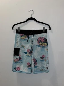Billabong Blue Hawaiian print Board Shorts Swim Trunks Boys NWOT 25 - Picture 1 of 8