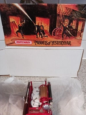 Matchbox Models Of Yesteryear YFE17 1939 Bedford Pump And Hose  Fire Engine NIB - Image 1 of 4