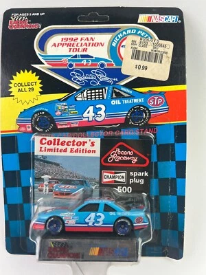 Racing Champions Richard Petty 43 Fan Apprec Tour Bristol Raceway NASCAR STP Foto 1 de 4