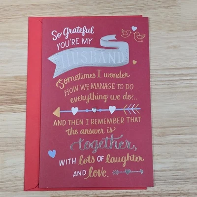 Tarjeta de felicitación del día de San Valentín American Greetings • Mi esposo • Amor romántico Foto 1 de 4