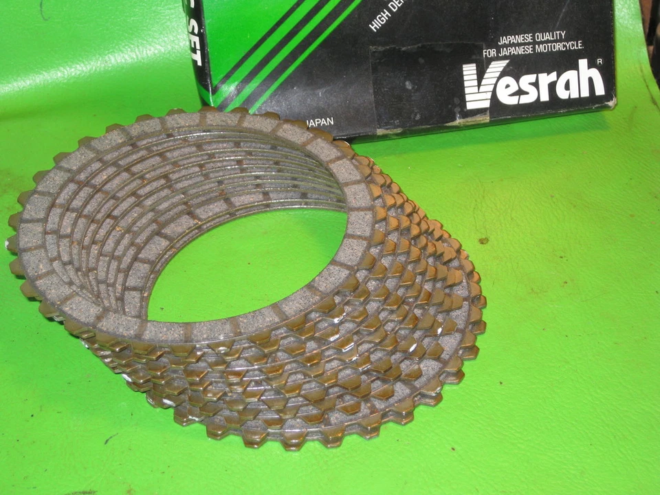 КОМПЛЕКТ ПЛАСТИН СЦЕПЛЕНИЯ SUZUKI GSX-R1100 GSX-R1000 VESRAH - Изображение 1 из 1