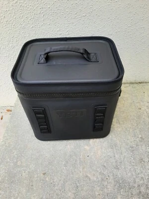 Bolsa Yeti Hopper 12 Foto 1 de 3