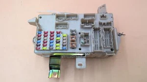 82730-06040-A 2.4L Cabin Fuse Box TOYOTA CAMRY 03 - Picture 1 of 5