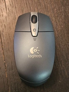 Logitech M-RBB93 Silver Wireless Bluetooth Optical Mouse with Carrying Case BX3 - Picture 1 of 5