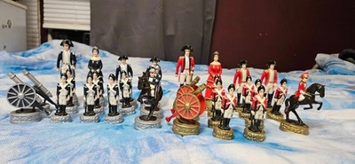 The Revolutionary War Attack on Bunker Hill Chess Pieces Vintage 1980 28 Pieces  - Image 1 of 4