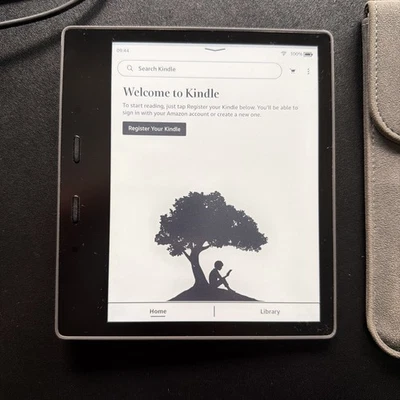 Amazon Kindle Oasis (9th Generation) - 32GB - Wi-Fi - Image 1 of 4