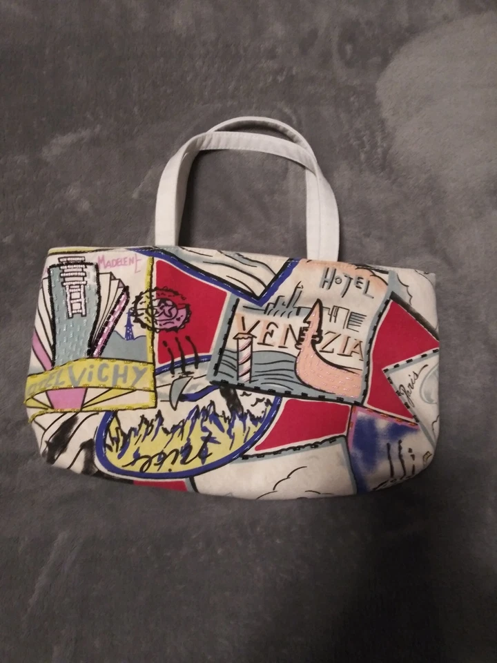 Bolso pequeño mediano Hotel Vichy Venezia Paris madelene francia Italia cartera con cuentas  Foto 1 de 1