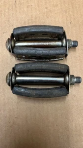 Schwinn 1955 Jaguar Corvette 26" Bicycle Bow Pedals Set - Picture 1 of 6