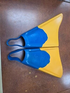 Churchill Makapuu Swimfins - Blue/Yellow - Size Extra Large! - Picture 1 of 6