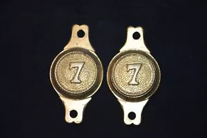 PAIRE DE BOSSETTES MOD.1818 MORS DE CHEVAL OFFICIER 7° REGIMENT DE HUSSARD-1840 - Imagen 1 de 2