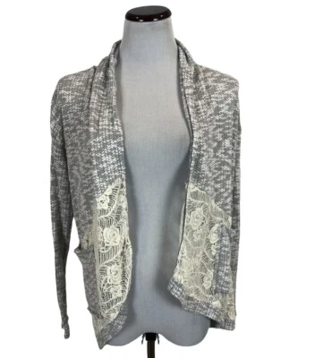 Miss Me Cárdigan Suéter Mujer Pequeño Marfil Encaje Gris Frente Abierto Boho Abuela Foto 1 de 4