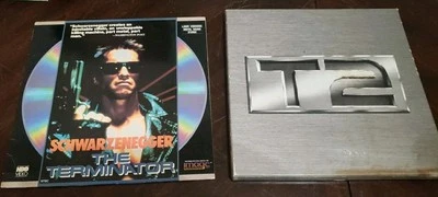 Lot of 2 Laserdiscs TERMINATOR 1 and 2: BOX SET T2 W/MAKING OF Funky Formats - Image 1 of 4