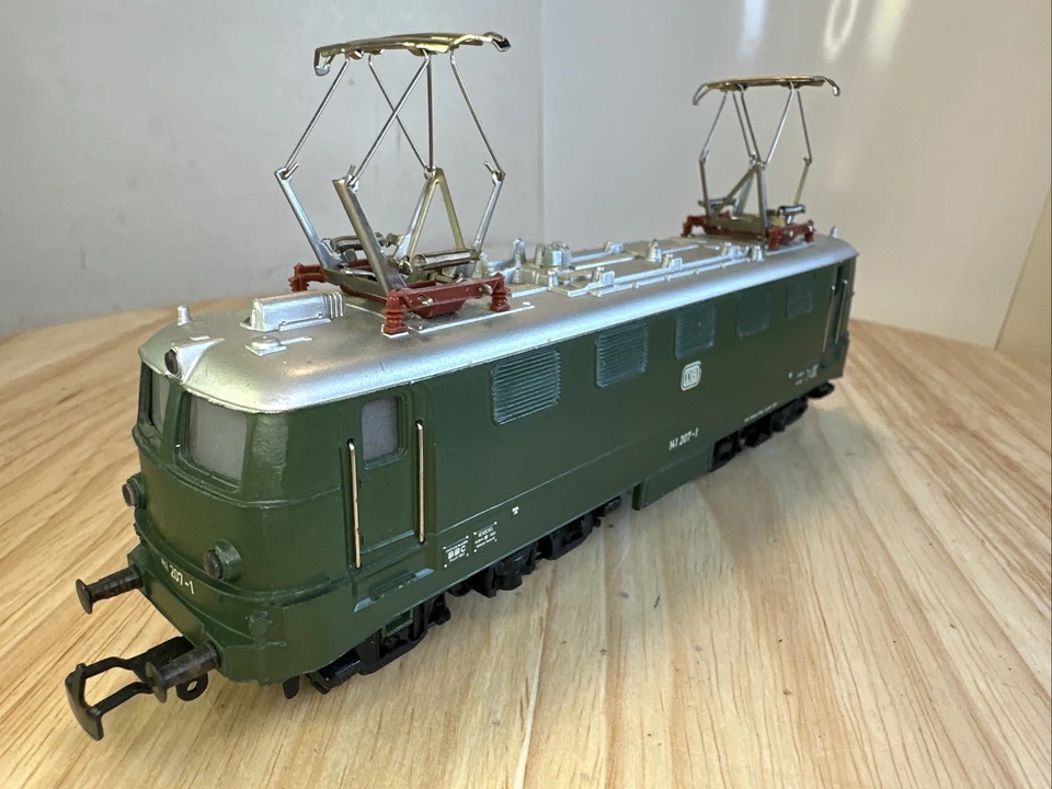 MARKLIN HO 3033 DB BR 141 297-1 GREEN ELECTRIC LOCOMOTIVE ANALOG AC USED RUNS - Image 1 of 4