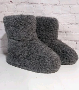 Sheep By The Sea Wool Booties 100% Irish Warmth Gray 6.5-7.5 Soft Slippers - Picture 1 of 11