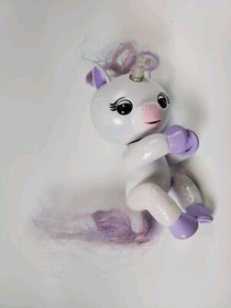 WowWee Fingerlings Baby Unicorn Interactive Toy - Tested & Working!