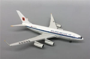 Phoenix Russia ATLANT-SOYUZ IL-96 RA-96002 1/400 DIECAST Aircraft Pre-built - Picture 1 of 11