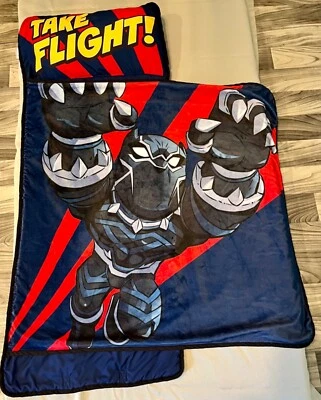 Almofada e cobertor embutidos Jay Franco Marvel SuperHero Adventures Panther Nap Mat - Imagem 1 de 4