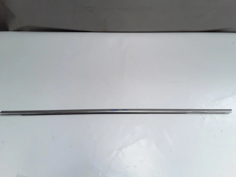 Moldura decorativa Volvo XC60 2008-2012 31352226 Foto 1 de 2