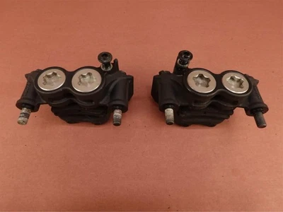 2015 15-16 Yamaha FJ09 FJ 09 Front Brake Caliper Right Left - Image 1 of 4